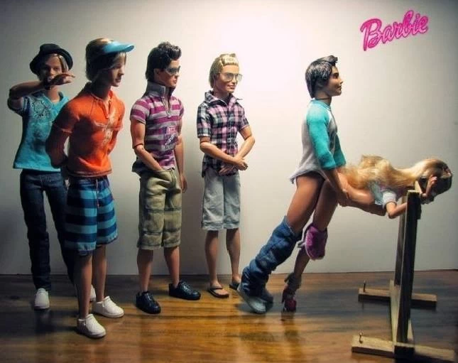 Kolejka do Barbie